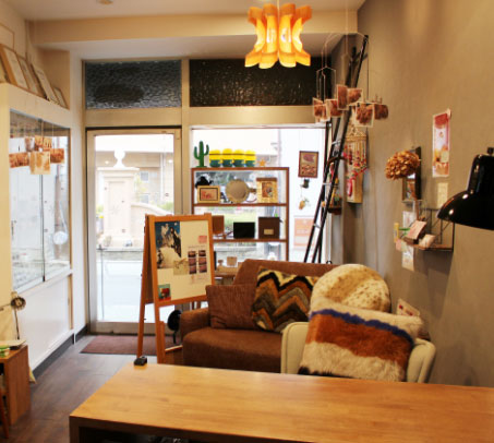 門真市のネイルサロンKiKo NAIL お店の様子